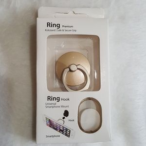 Ring hook universal smartphone mount